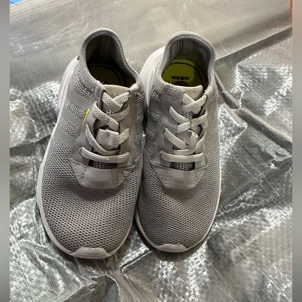 Toddler shoes😊